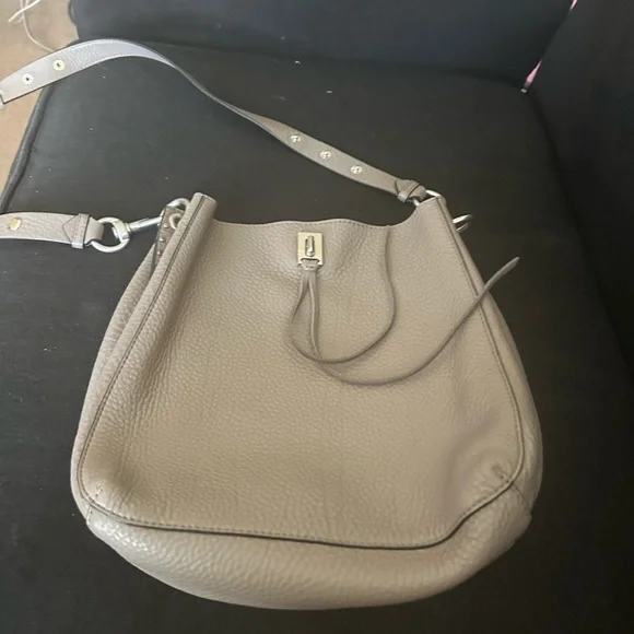 fabulous leather bag with two big compartments - Picture 2 of 7